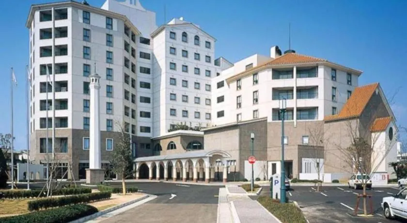 Nagasaki International Hotel 3*,